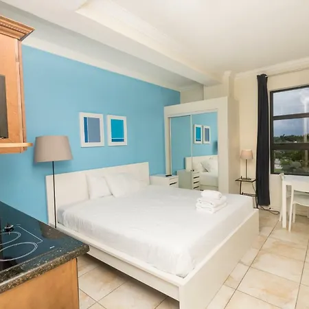427 City View Hollywood Beach